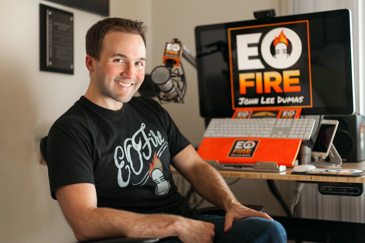 EFR 216: MASTER CLASS - What to Do and What Not to Do as an Entrepreneur with John Lee Dumas