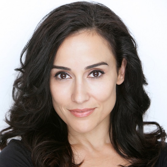 216 - She's a Big Time Actress, Director and Producer: Tom interviews Elena Evangelo