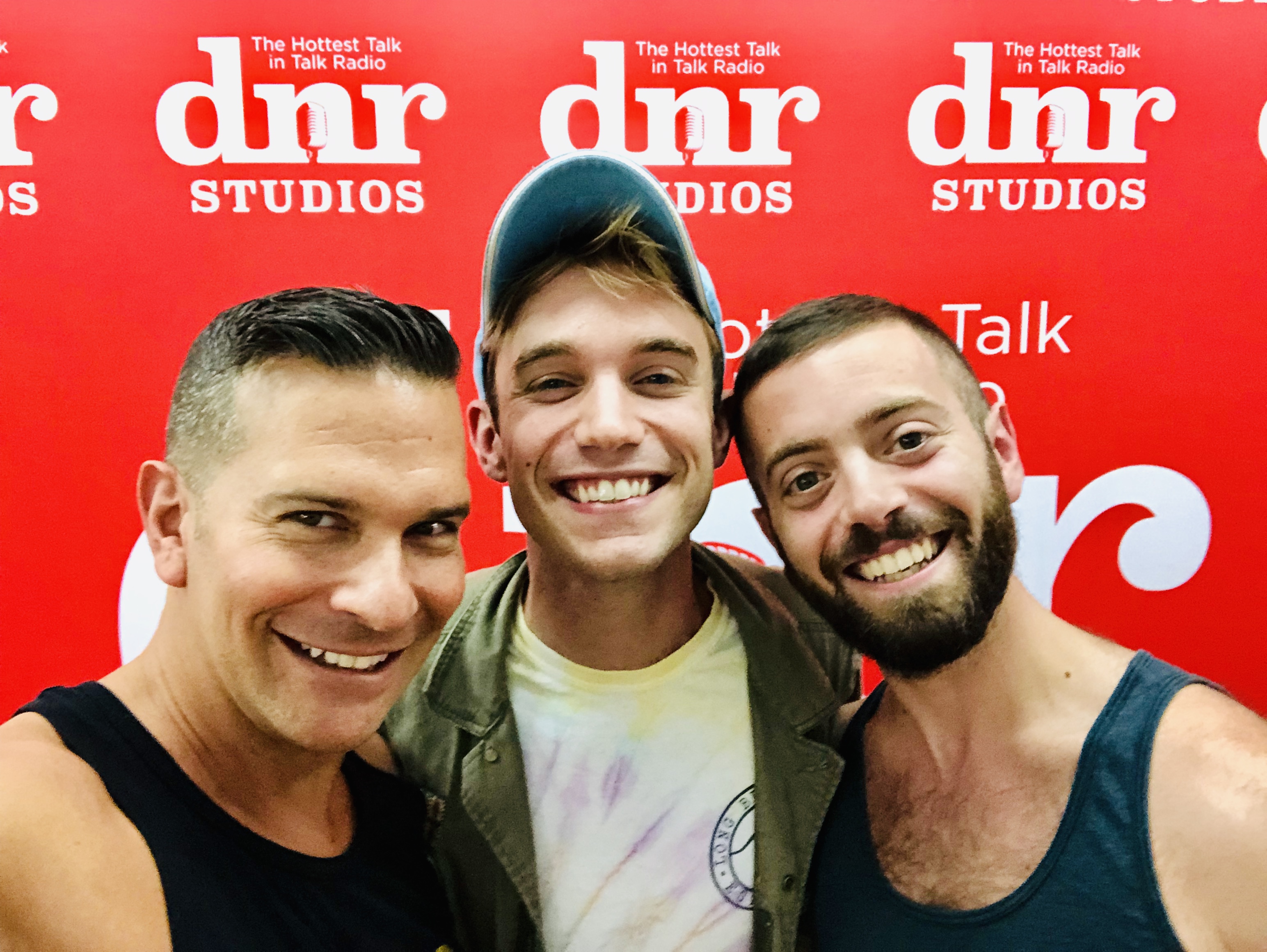 Ep. 112: Twinkster Comic Drew Lausch Goes Buck Wild