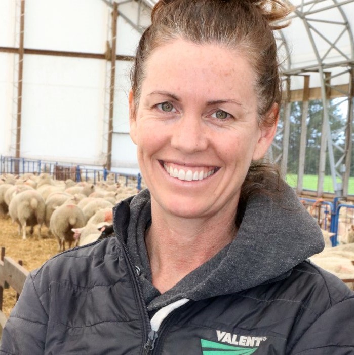 What The Farm Podcast - Real life conversations about agriculture and how it affects the consumer\'s food. From farming to marketing.