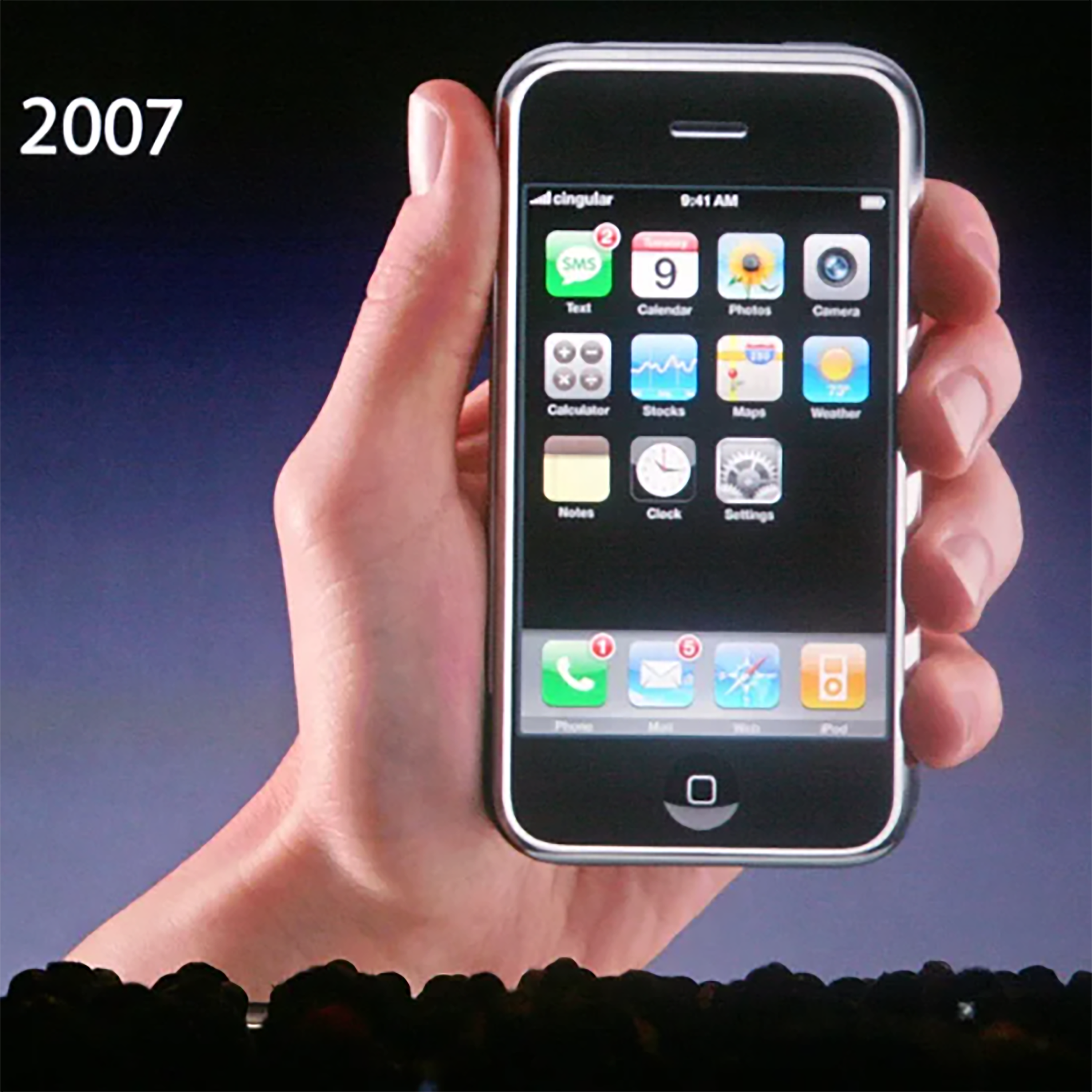 Inventing the iPhone: Myths, Mistakes, and Group Genius Inventing the iPhone: Myths, Mistakes, and Group Genius